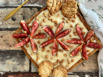 Recette Tarte aux Figues Fraîches, Crème Vanille & Noisettes Caramélis